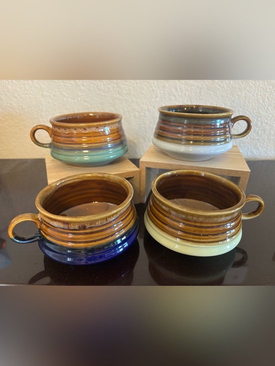 Source Unknown Other - Set of 4 vintage, 16 oz, drip glaze pottery mugs w/ a rippled design pre-owned